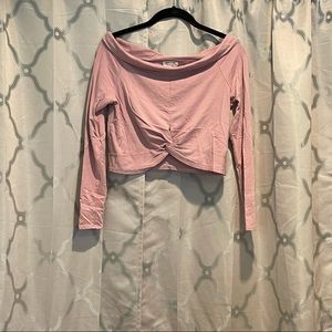 pink long sleeve crop top